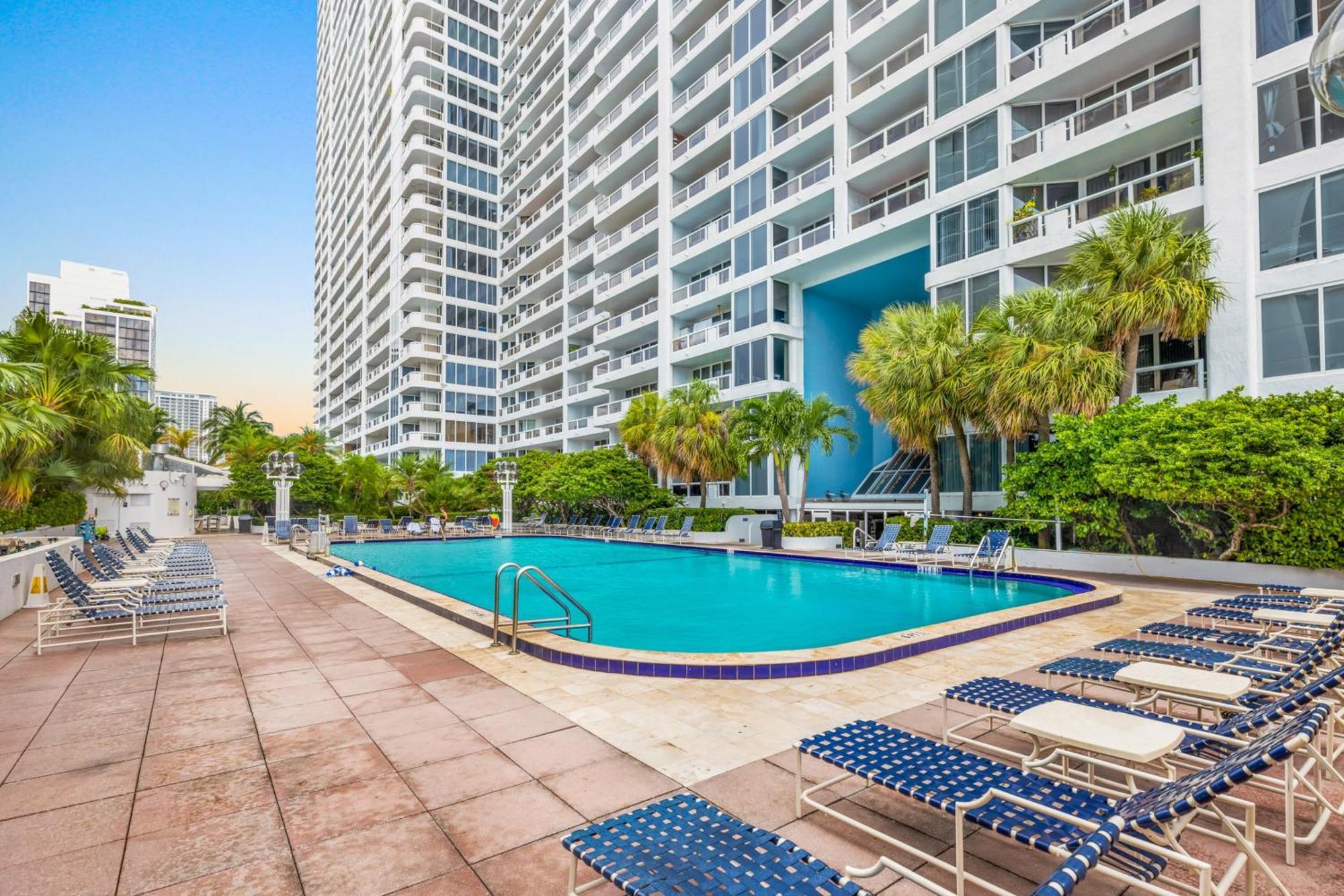 Bayview Bliss Biscayne Apartment Doral Exterior photo